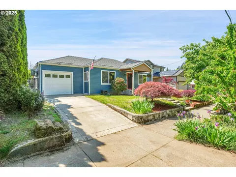 2530 17th Ave, Forest Grove, OR 97116