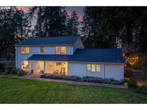 2825 Dellwood Dr, Lake Oswego, OR 97034