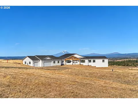 823 Horseshoe Bend Rd, Centerville, WA 98613