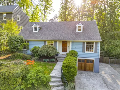2645 SW Upper Drive Pl, Portland, OR 97201