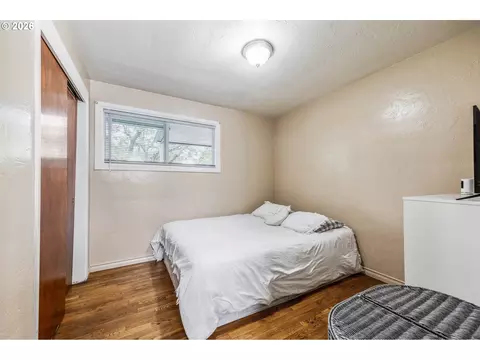 Bedroom - 1796 Grove St, Eugene, OR 97404 photo 1 of 3