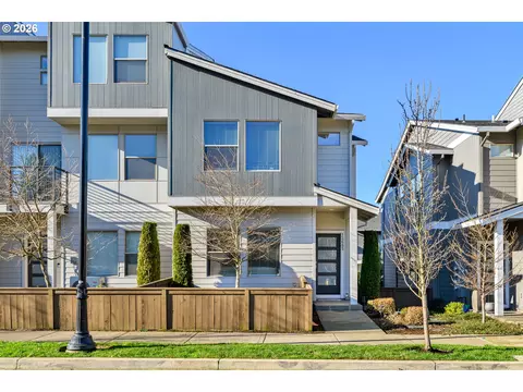 12685 SE Zion St, Happy Valley, OR 97086