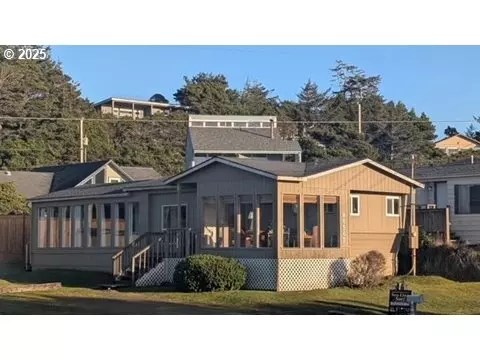 88565 2nd Ave, Florence, OR 97439