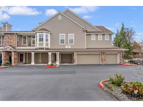 1165 NE Horizon Loop #1306, Hillsboro, OR 97124