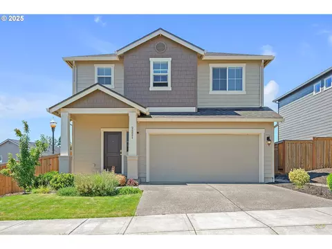 2221 S Meadowlark Dr, Ridgefield, WA 98642