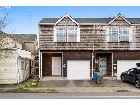 8528 SE Woodstock Blvd, Portland, OR 97266