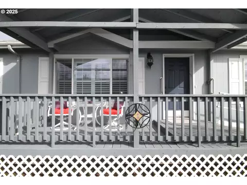 4155 NE Three Mile Ln #157, Mcminnville, OR 97128