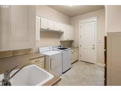 Other - 2663 Ridgemont Dr, Eugene, OR 97405 photo 10 of 14