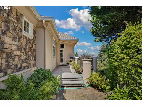 Other - 2663 Ridgemont Dr, Eugene, OR 97405 photo 9 of 14