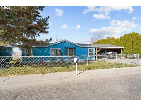 352 NE Boardman Ave, Boardman, OR 97818 photo 1