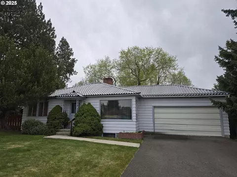 306 E Garfield St, Enterprise, OR 97828
