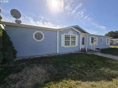 1688 NE 3rd Pl, Hermiston, OR 97838