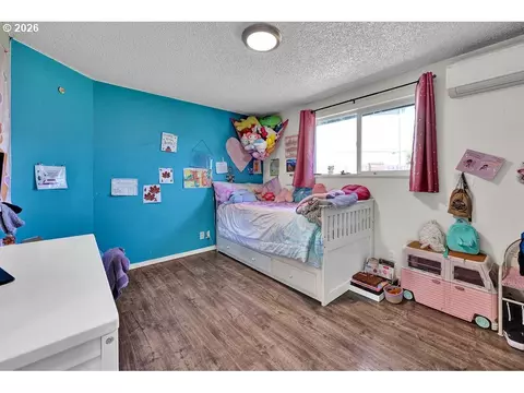 Bedroom - 4514 Souza St, Eugene, OR 97402 photo 1 of 4