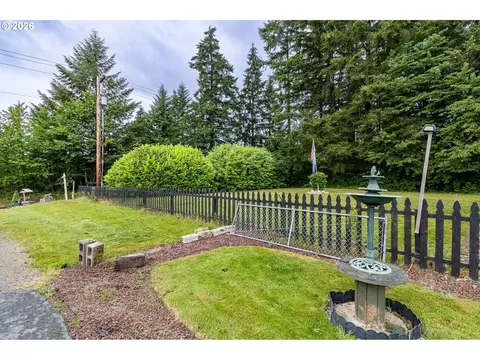 166 Burchett Rd, Onalaska, WA 98570 photo 2