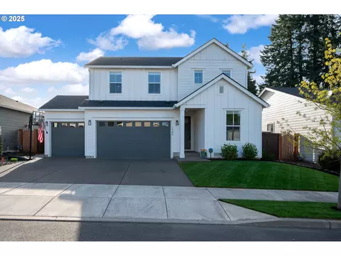 1545 N Spruce St, Canby, OR 97013