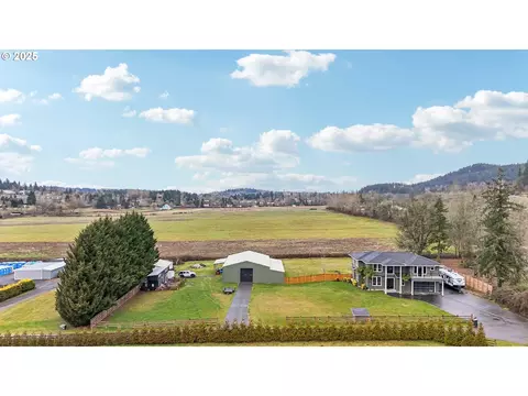 18147 SE Troge Rd, Damascus, OR 97089
