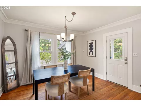 910 E 22nd Ave, Eugene, OR 97405 photo 10