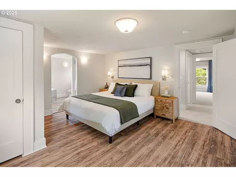 910 E 22nd Ave, Eugene, OR 97405 photo 20