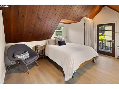 910 E 22nd Ave, Eugene, OR 97405 photo 36