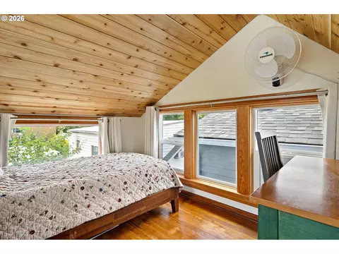 910 E 22nd Ave, Eugene, OR 97405 photo 38