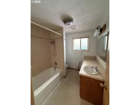 Other - 250 Rose Ct, Eugene, OR 97401 photo 11 of 12