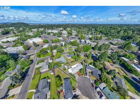 View/Area - 250 Rose Ct, Eugene, OR 97401 photo 5 of 8