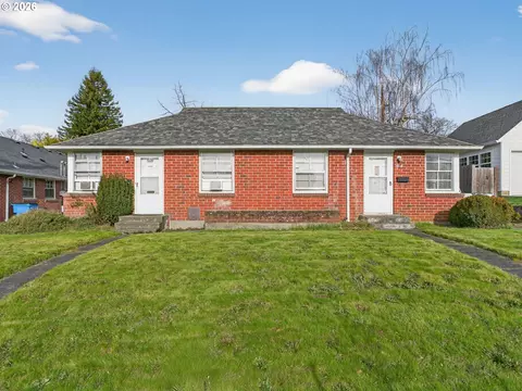 908 W 39th St, Vancouver, WA 98660