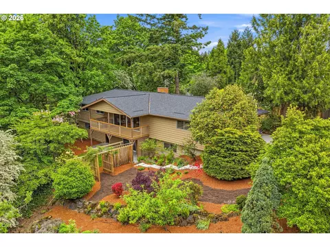 600 SW Viewmont Dr, Portland, OR 97225