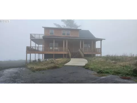 9883 NE Highland View Ln, Otis, OR 97368