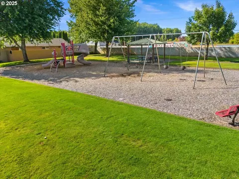 2478 S Alpine St, Cornelius, OR 97113 photo 42