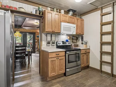 Kitchen - 26845 E Rolling Riffle Ln, Rhododendron, OR 97049 photo 1 of 2