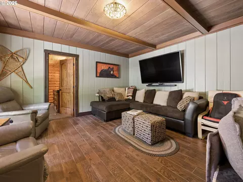 Living - 26845 E Rolling Riffle Ln, Rhododendron, OR 97049 photo 4 of 6