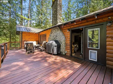 Exterior - 26845 E Rolling Riffle Ln, Rhododendron, OR 97049 photo 7 of 9