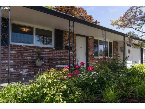 9865 SW Inglewood St, Portland, OR 97225