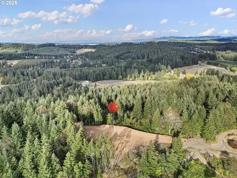 24977 Sturtevant Dr, Veneta, OR 97487