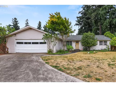 8808 NE 33rd St, Vancouver, WA 98662