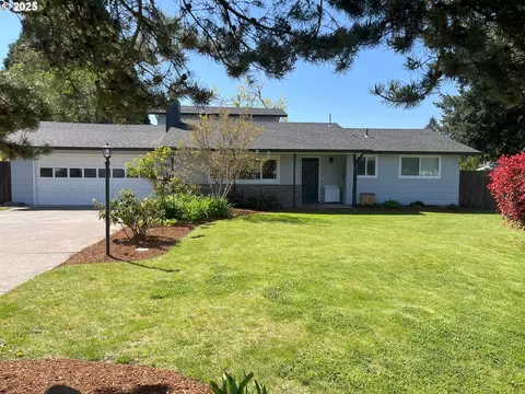 1060 Dondea St, Springfield, OR 97478