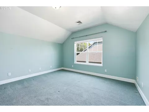 Bedroom - 91096 Austin St, Eugene, OR 97408 photo 6 of 9