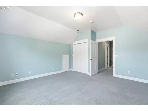 Bedroom - 91096 Austin St, Eugene, OR 97408 photo 7 of 9