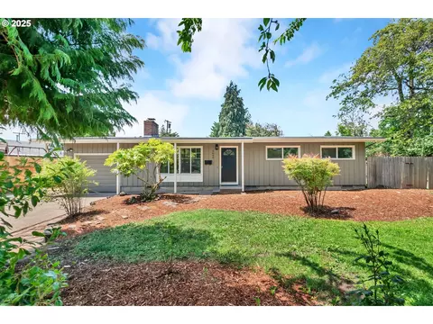 2644 Villa Way, Springfield, OR 97477