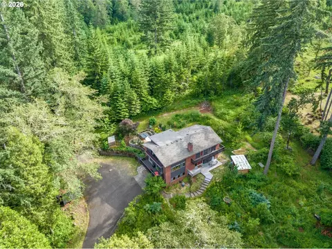 View/Area - 27828 Gibralter Loop, Eugene, OR 97405 photo 2 of 5