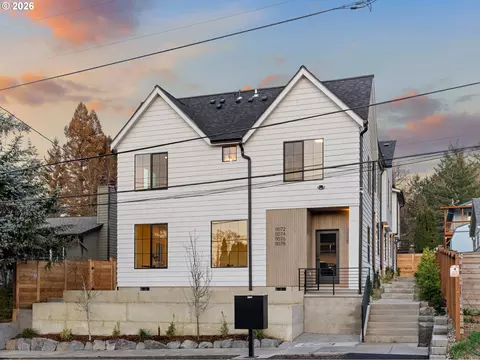 11070 SW 61st Ave #1, Portland, OR 97219