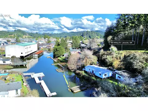 160 Hilltop Dr, Lakeside, OR 97449