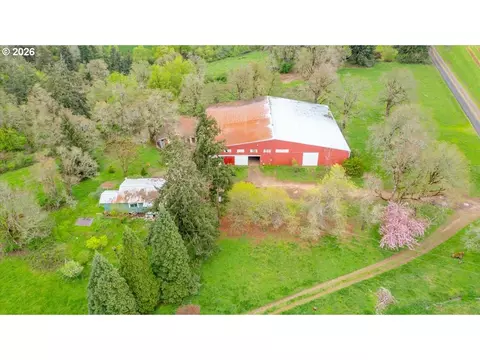 10425 Edmunson Dr SE, Salem, OR 97317
