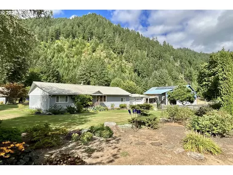 46386 Highway 58, Westfir, OR 97492