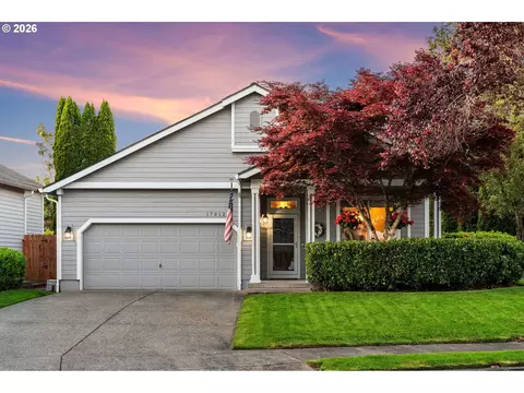 17812 SE 13th St, Vancouver, WA 98683