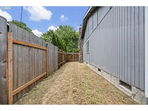 615 Kenmore St, Eugene, OR 97402 photo 31