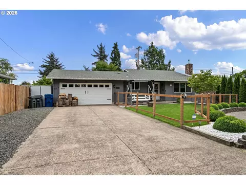 615 Kenmore St, Eugene, OR 97402 photo 2