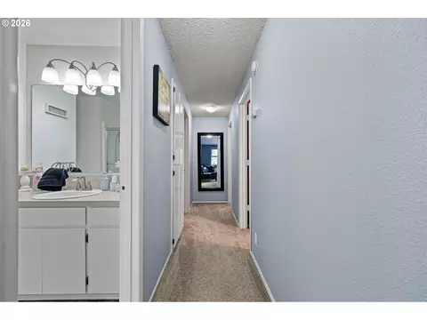 615 Kenmore St, Eugene, OR 97402 photo 13