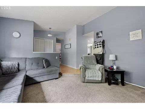 615 Kenmore St, Eugene, OR 97402 photo 6